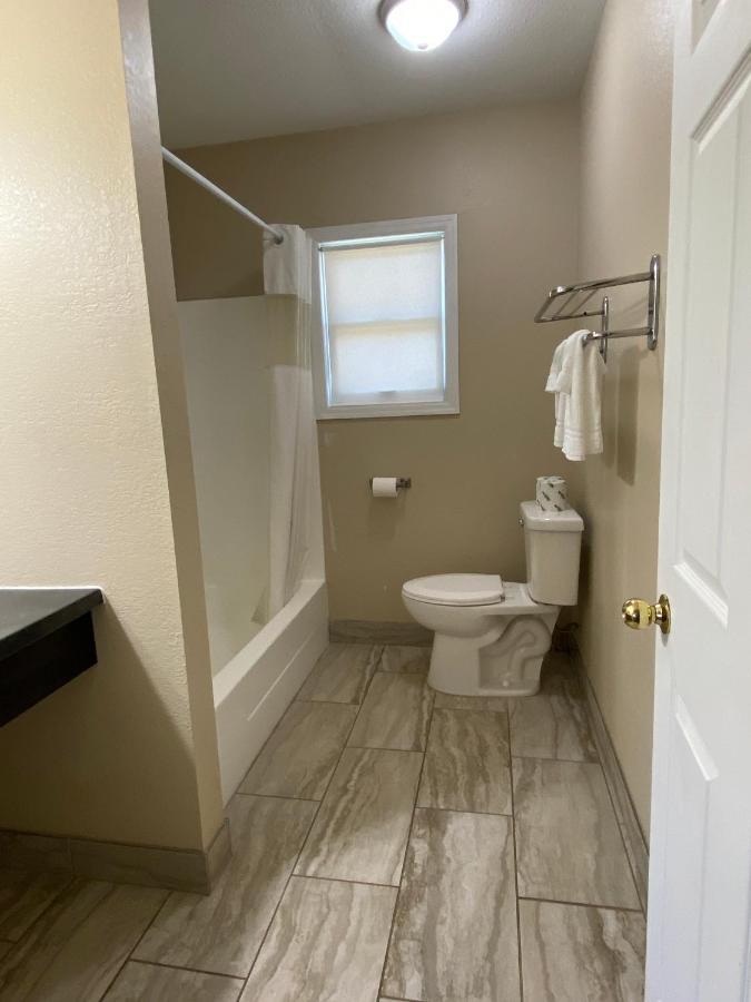 River Heights Motel Prescott Экстерьер фото