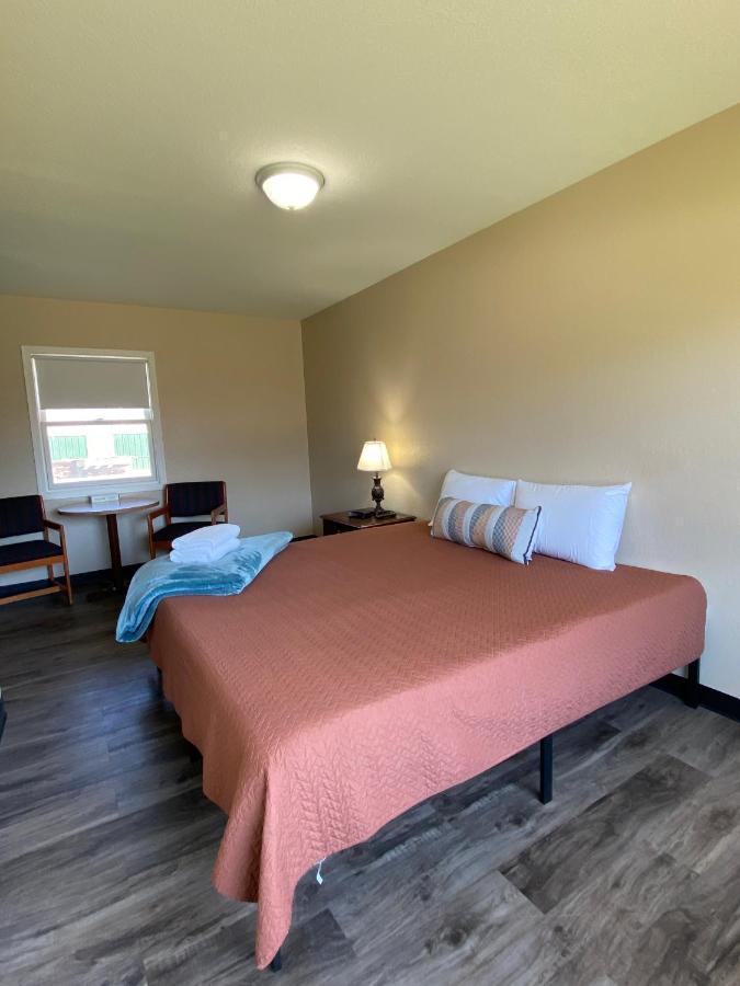 River Heights Motel Prescott Экстерьер фото
