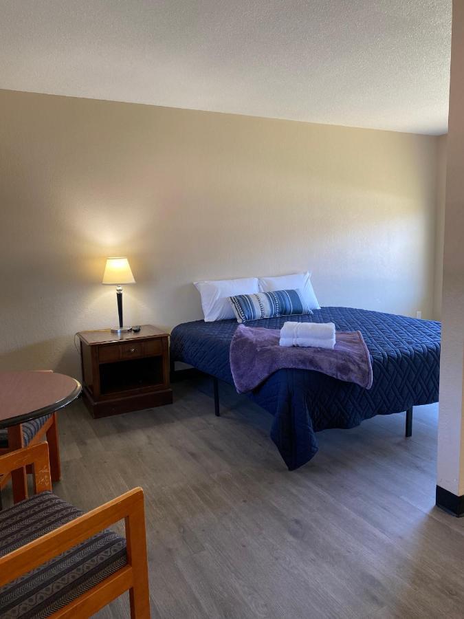 River Heights Motel Prescott Экстерьер фото